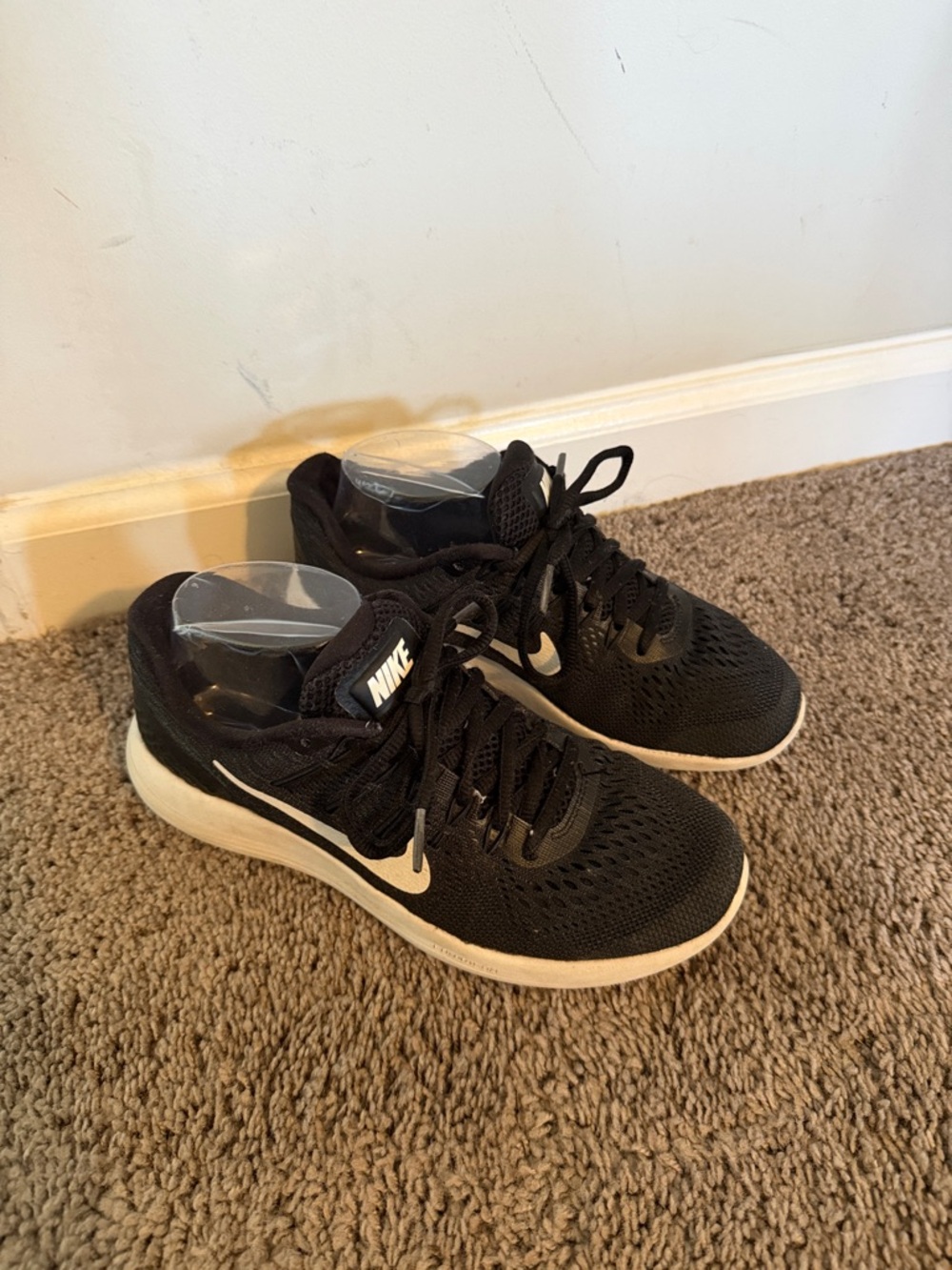 Nike Shoes 7.5